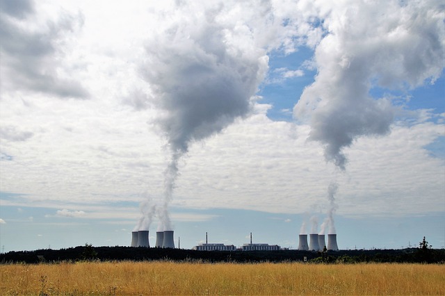 Jaderná elektrárna Dukovany, ČEZ zdražuje elektřinu i plyn od 1. 4. 2022